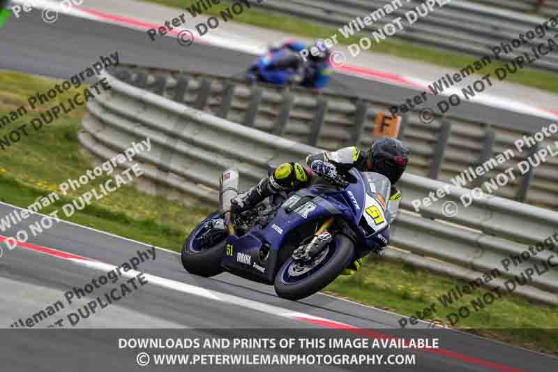 cadwell no limits trackday;cadwell park;cadwell park photographs;cadwell trackday photographs;enduro digital images;event digital images;eventdigitalimages;navarra;no limits trackdays;peter wileman photography;racing digital images;trackday digital images;trackday photos